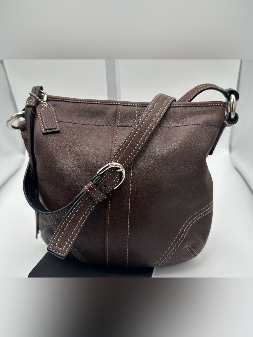 Coach Soho Brown Leather Crossbody Bag Contrast Stitching Tassel Y2K Vintage